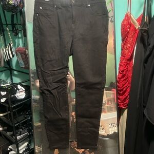 Torrid bombshell high rise black jeans size 12 short new with tags